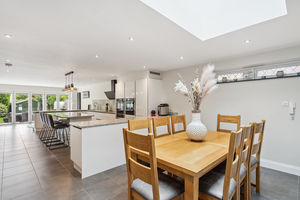 Photo 19- click for photo gallery